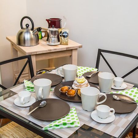 Domus Donnaregina Apartments Napoli Ngoại thất bức ảnh