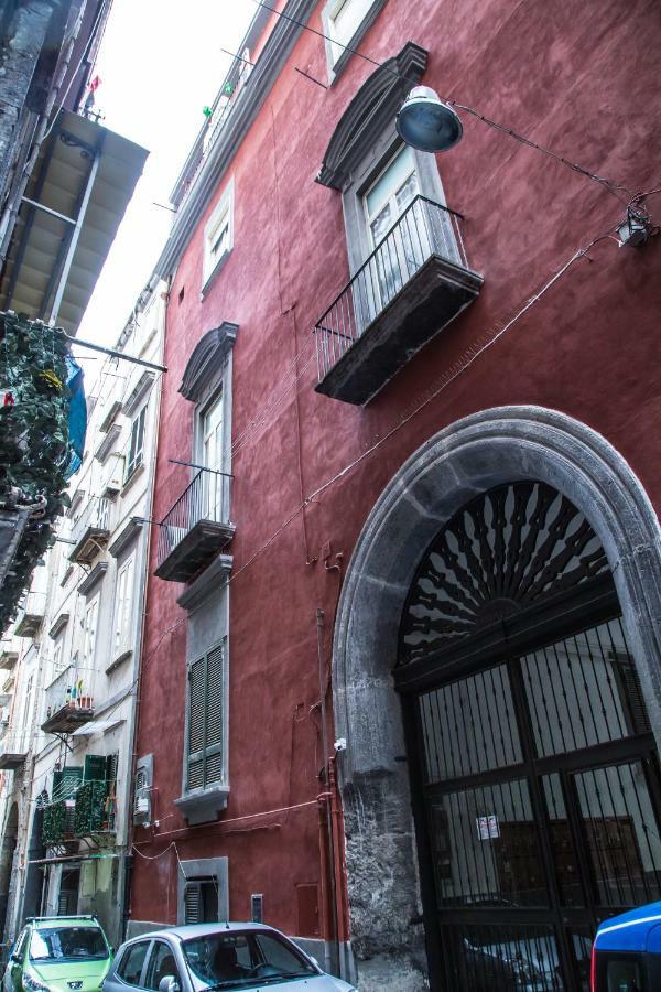 Domus Donnaregina Apartments Napoli Ngoại thất bức ảnh