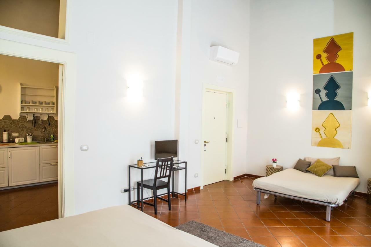 Domus Donnaregina Apartments Napoli Ngoại thất bức ảnh