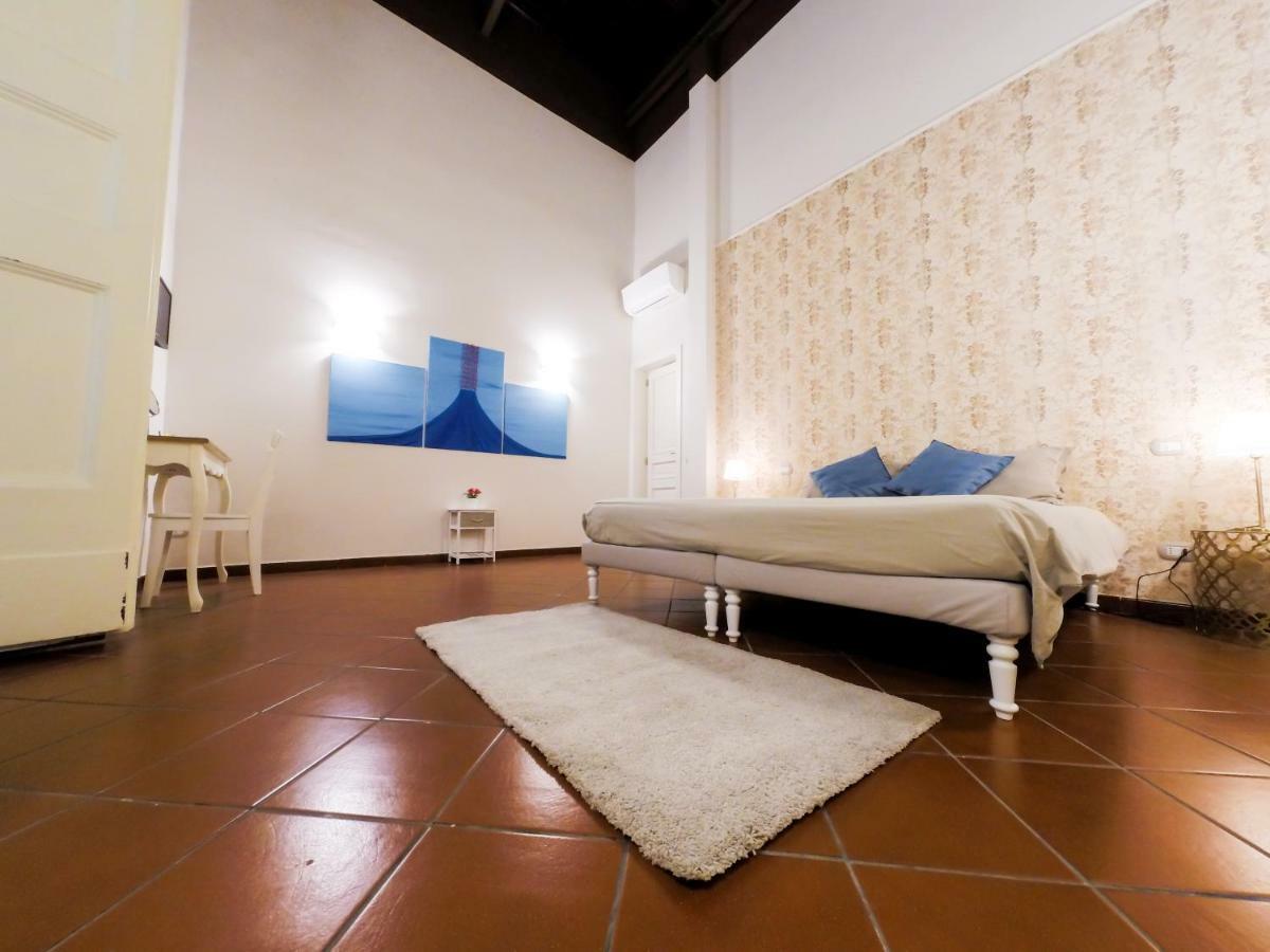 Domus Donnaregina Apartments Napoli Ngoại thất bức ảnh