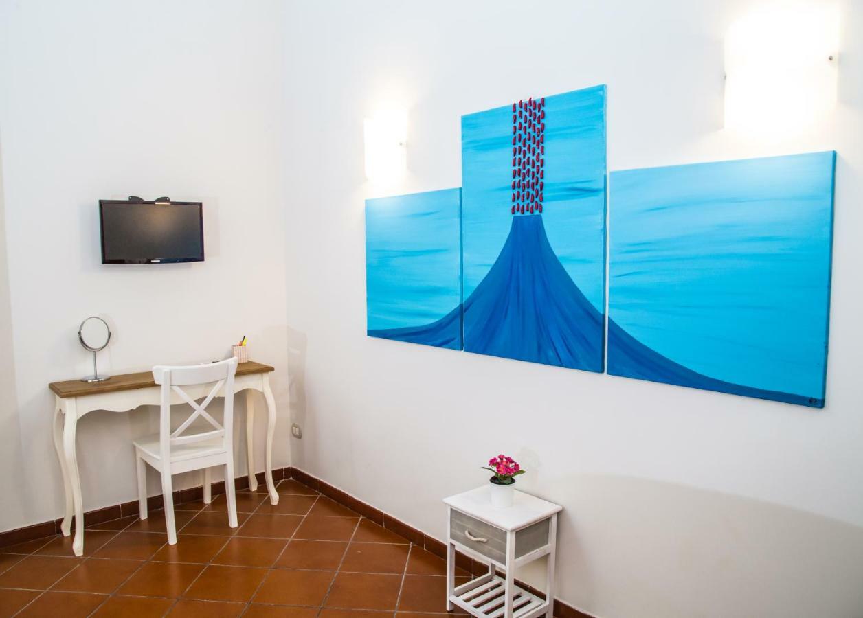 Domus Donnaregina Apartments Napoli Ngoại thất bức ảnh